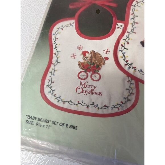 Bucilla Stitchery Baby Bears Set Of 2 Bibs Merry Christmas 9.5" x 11" NOS - Picture 2 of 5
